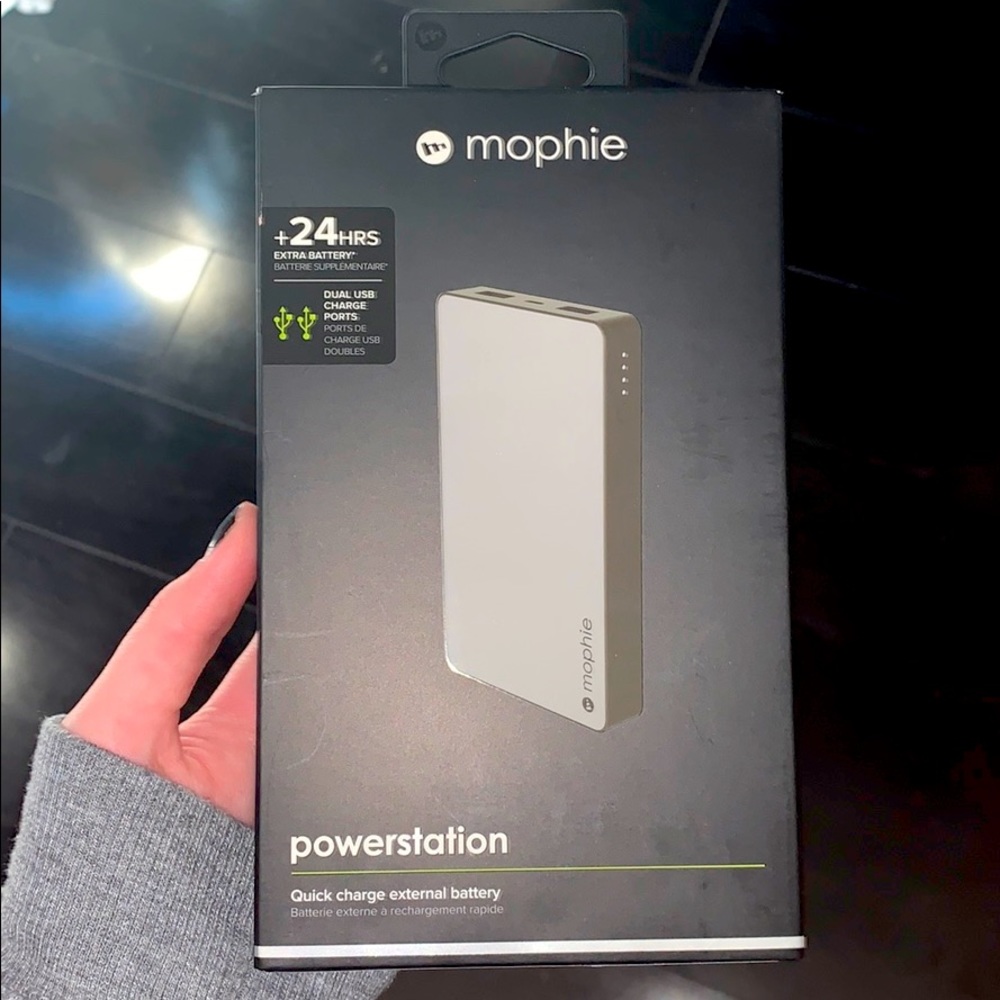 UNOPENED MORPHE PORTABLE CHARGER